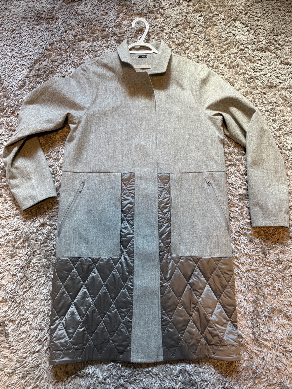 Lululemon Roam Far Wool Coat
Heathered Silver Graphite / Steam - Picture 11 of 14